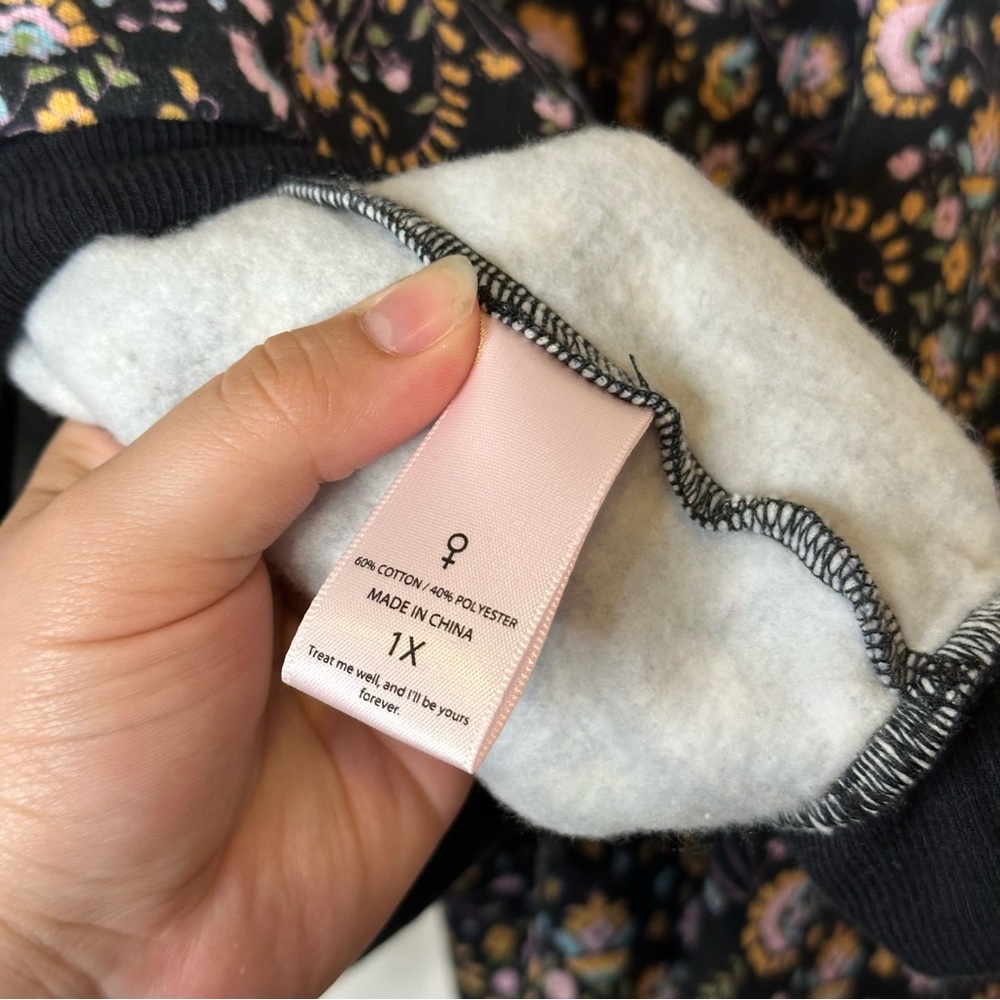 BNWT Selkie Sprit Black Floral The Pillow Turtleneck Quarter Zip Sz 1X Boho Cozy - Picture 6 of 8